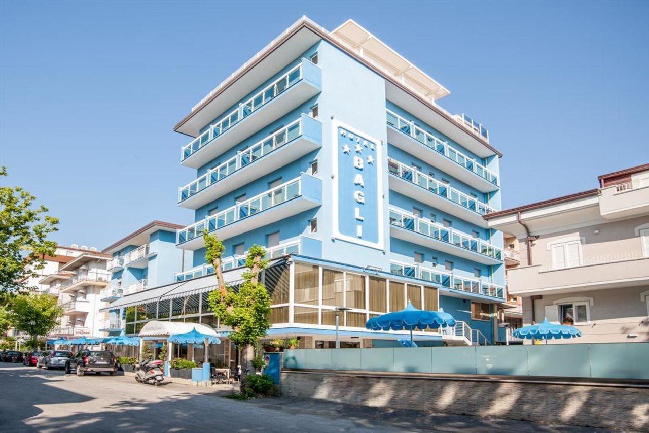 Hotel Bagli Римини Екстериор снимка