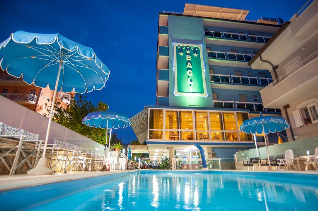 Hotel Bagli Римини Екстериор снимка