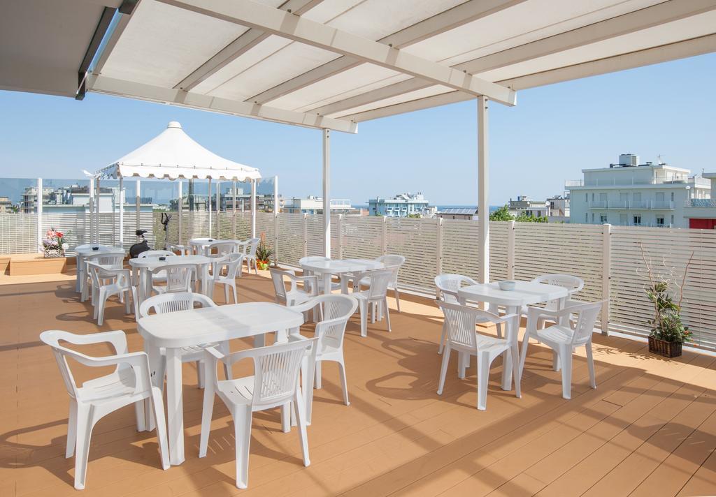 Hotel Bagli Римини Екстериор снимка